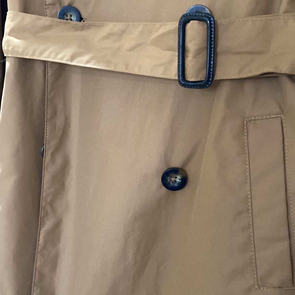 Women’s Trench Coat, new w/o tags. XS but Fits like size Small. - Picture 8 of 9